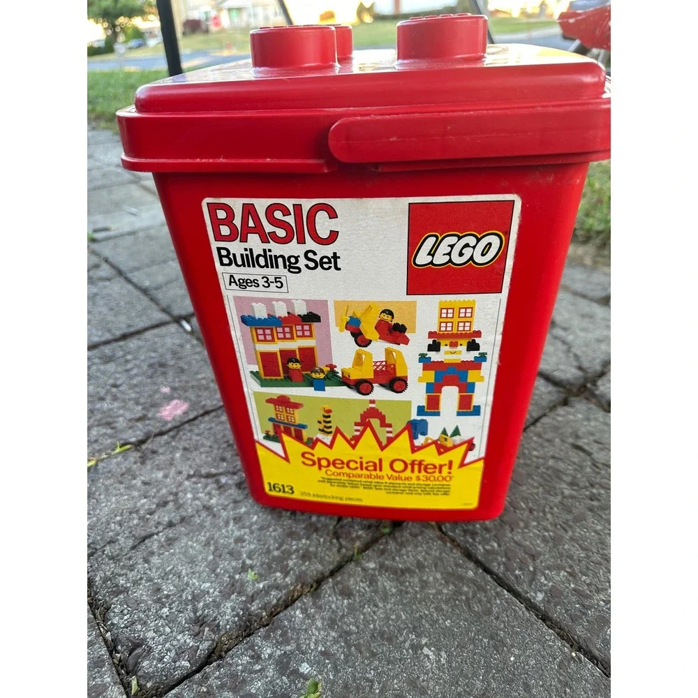 Vintage 1987 LEGO Basic Building Set 1613 Red‎ Storage Bucket 359 Pieces Retro
